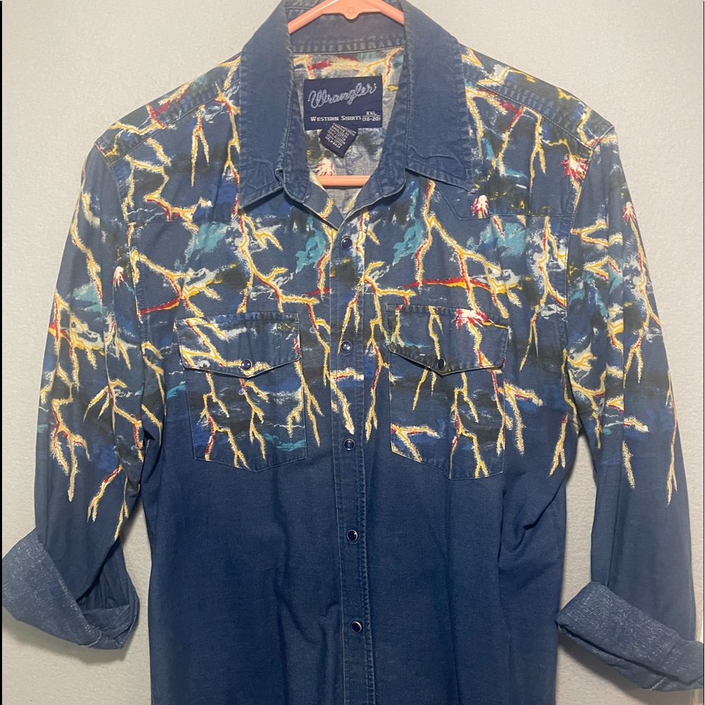 Vintage wrangler M blue cats eye snap button up
